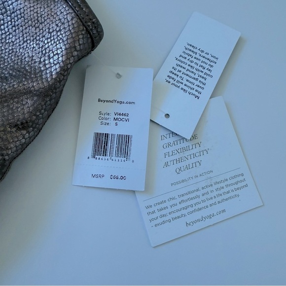 Beyond Yoga Recerback Crop Top Women Size S Athletic Performance Mocha Metallic - Picture 10 of 14